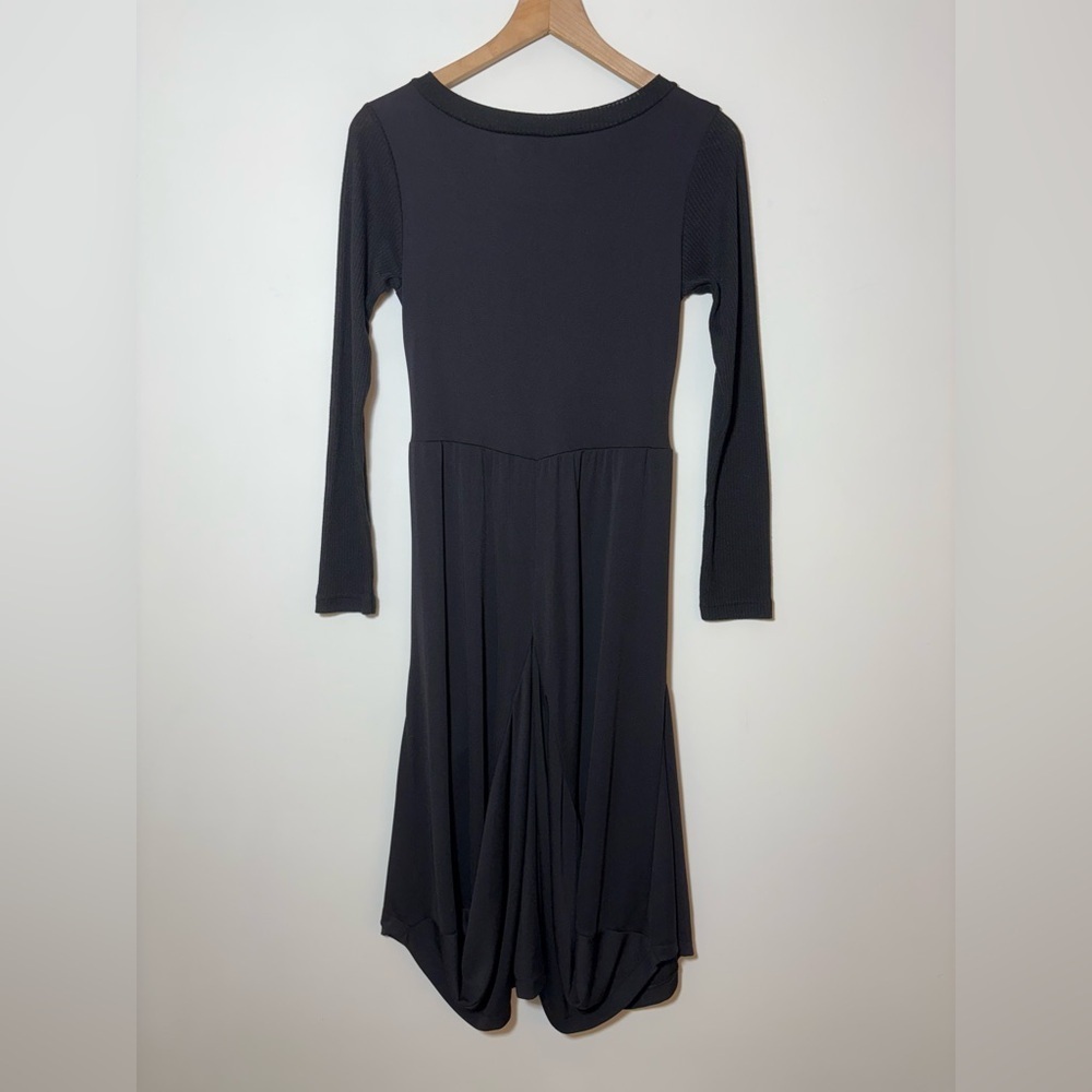 INIZIO Black Lagenlook Italy Asymmetrical Long Sleeve Dress Size Small - Picture 6 of 10